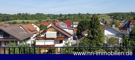 Blick von dem überdachten Balkon! Blick von dem überdachten Balkon!