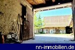Durchfahrt zum Innhof / Nebengebude