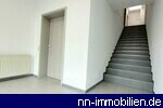 gepflegtes Treppenhaus / Eingangsbereich zur Whg./GW