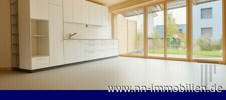 offender Wohn- und Essbereich mit Zugang zur Terrasse