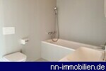 Bad mit Wanne