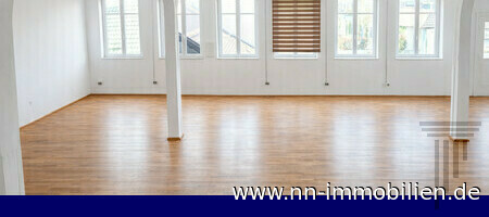 Innenansicht - großzügige Lagerfläche - Bild 1 - visualisiert Innenansicht - großzügige Lagerfläche - Bild 1 - visualisiert