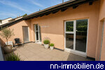 gro�z�gige Dachterrasse mit jeweiligen Zug�ngen