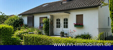 Geb�udeansicht - Eingangsbereich - KI-generiertes Bild, Abweichungen m�glich