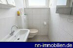 Sanit�rbereich im EG - KI-generiertes Bild, Abweichungen m�glich