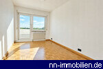freundliches Kinderzimmer oder B�ro